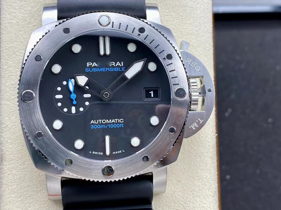 REPLICA SUBMERSIBLE PAM01229 VS FACTORY BLACK RUBBER STRAP