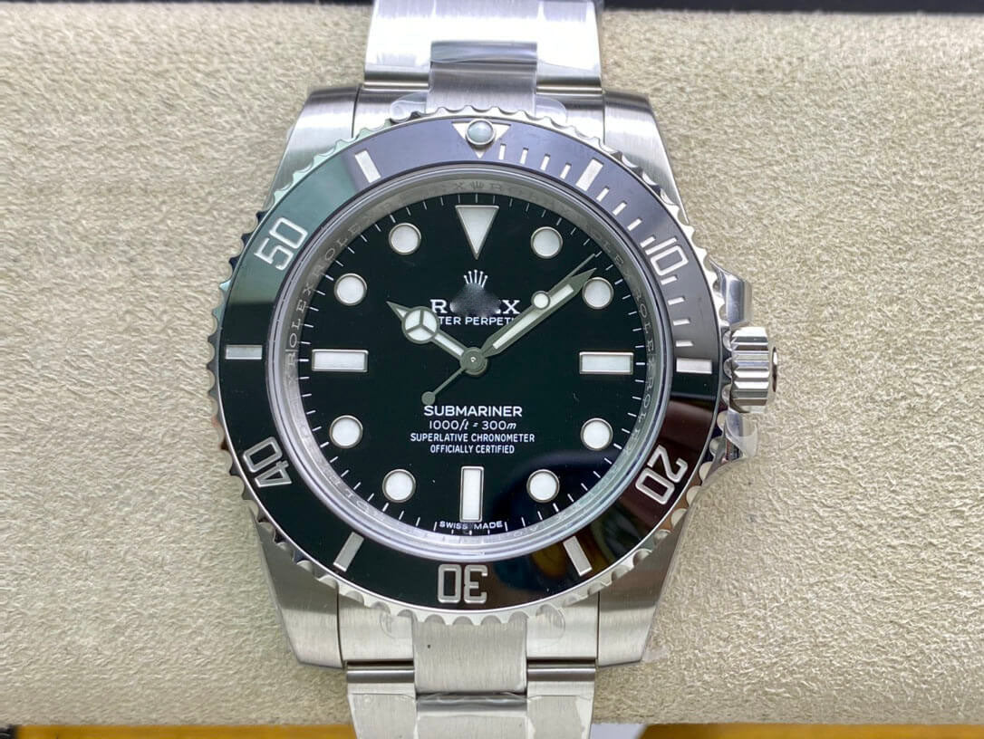 REPLICA SUBMARINER 114060-97200 VS FACTORY BLACK DIAL