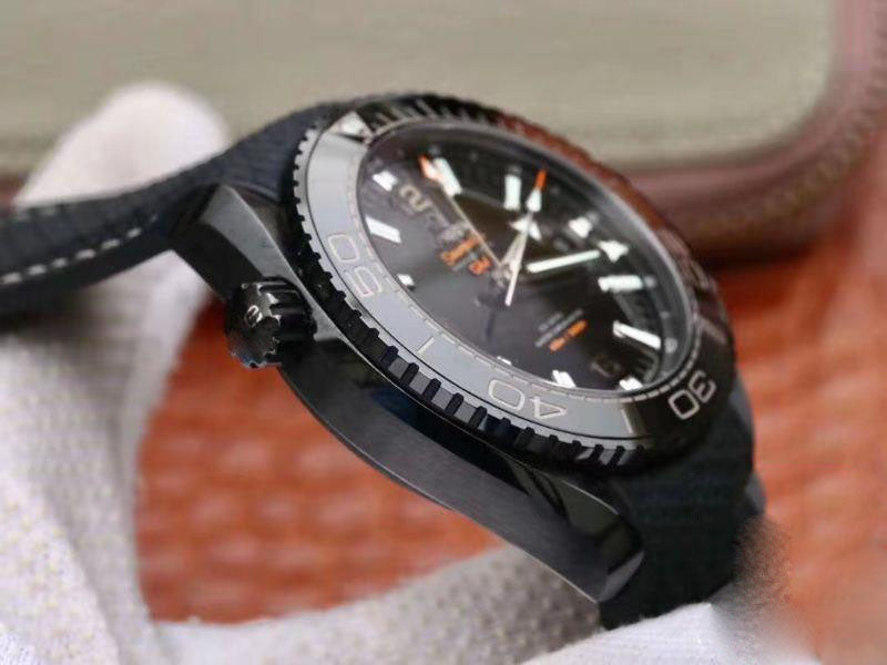 REPLICA PLANET OCEAN 600M SEAMASTER CO‑AXIAL MASTER CHRONOMETER 215.92.46.22.01.001 VS FACTORY