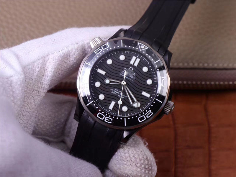 REPLICA SEAMASTER DIVER 300M BLACK CERAMIC 210.92.44.20.01.001 VS FACTORY BLACK DIAL