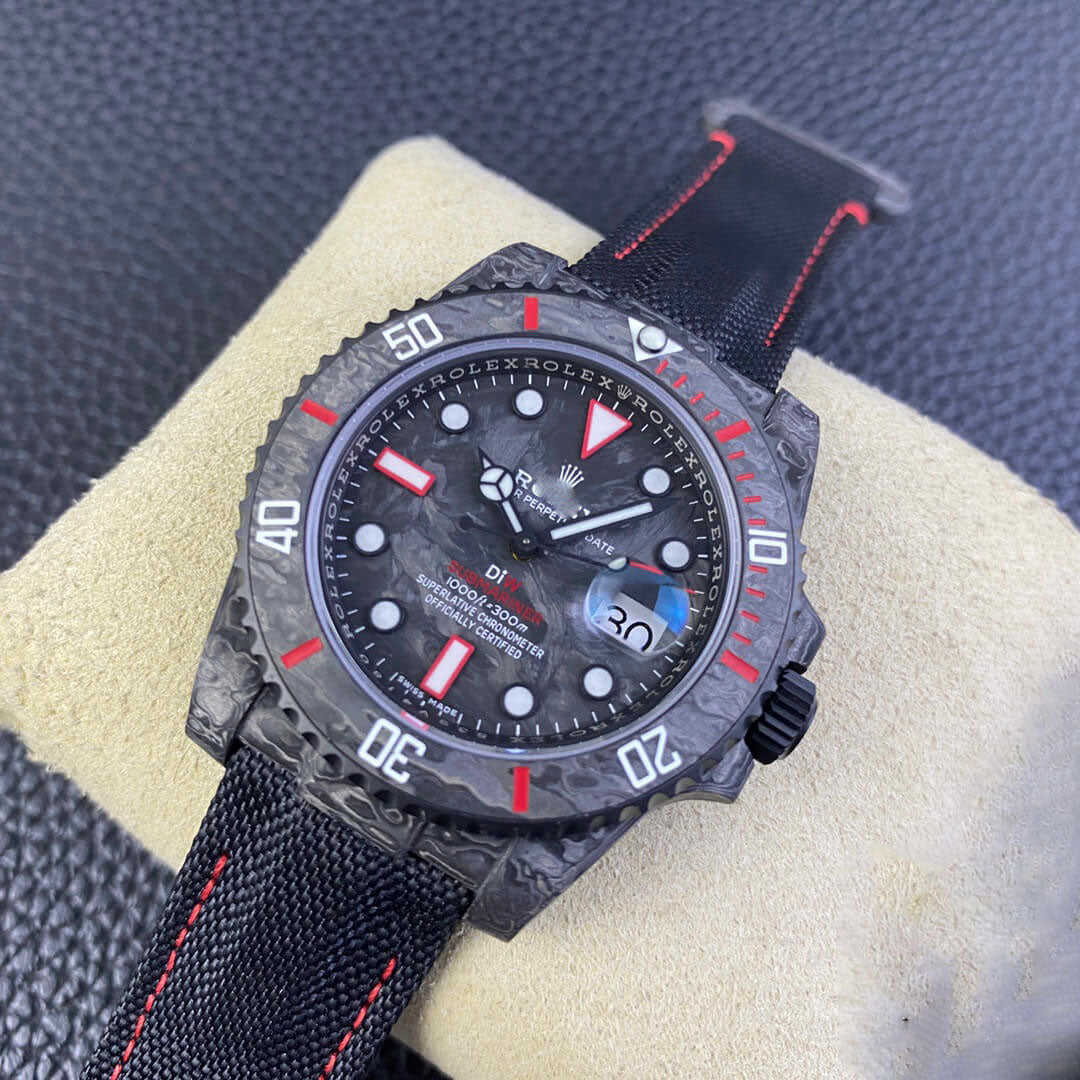 REPLICA SUBMARINER VS FACTORY CARBON FIBER