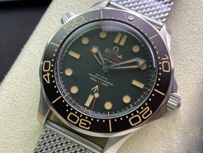 REPLICA SEAMASTER DIVER 300M 007 EDITION 210.90.42.20.01.001 OR FACTORY BLACK BEZEL