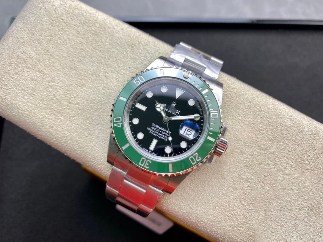 REPLICA ROLEX SUBMARINER M126610LV-0002 VS FACTORY STAINLESS STEEL STRAP