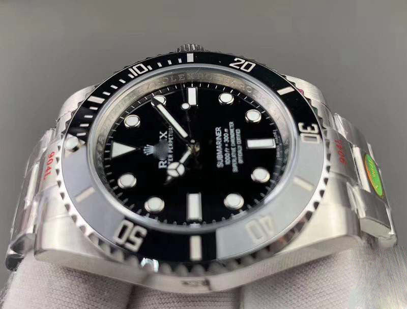 REPLICA SUBMARINER 114060-97200 NOOB FACTORY V10 BLACK DIAL