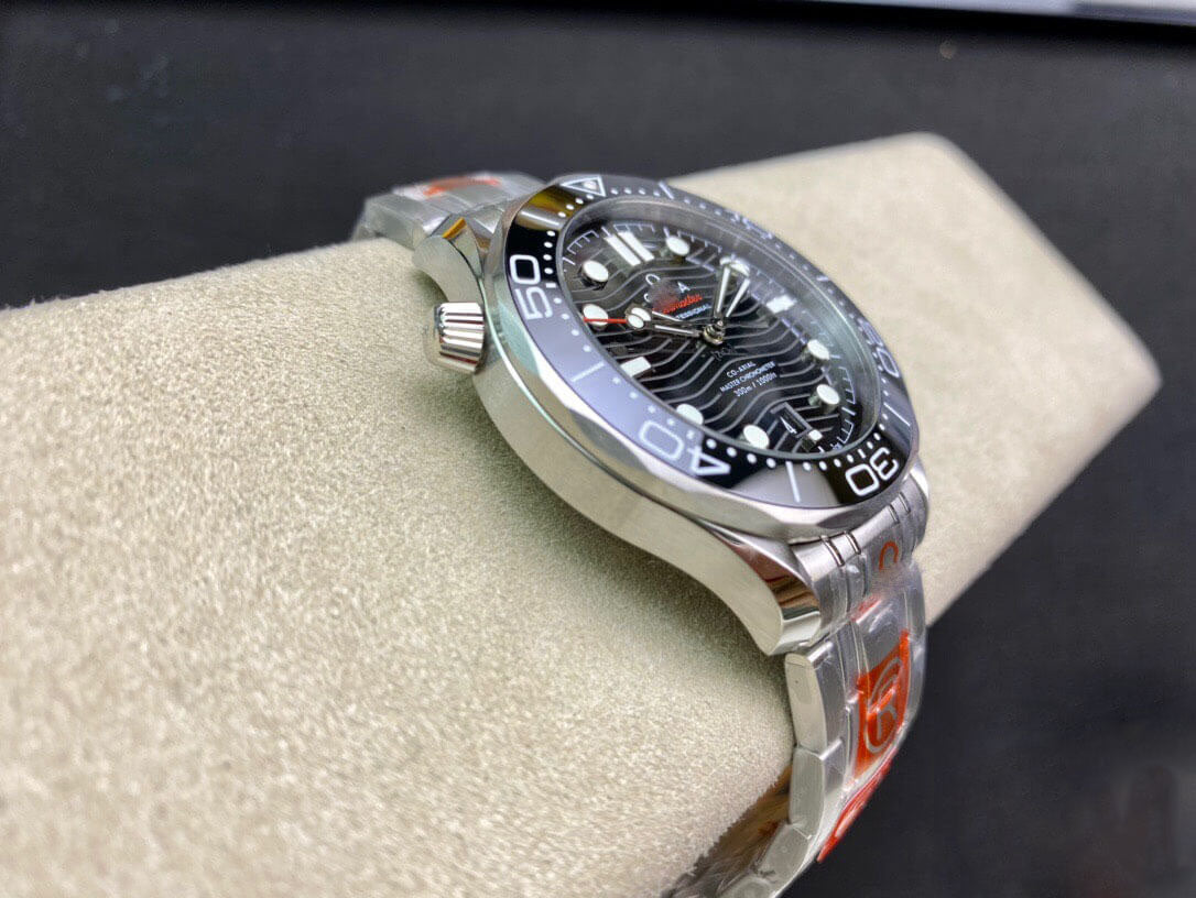 REPLICA OMEGA SEAMASTER DIVER 300M 210.30.42.20.01.001 OR FACTORY STAINLESS STEEL STRAP