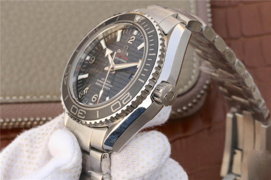 REPLICA SEAMASTER 232.30.42.21.01.004 OM FACTORY BLACK BEZEL