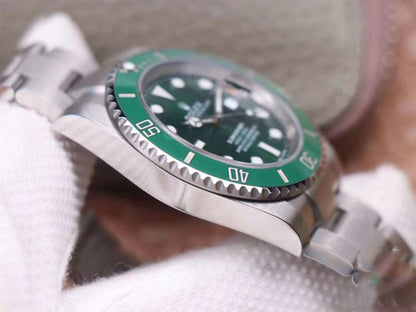 REPLICA SUBMARINER 116610LV-97200 NOOB FACTORY V11 GREEN DIAL