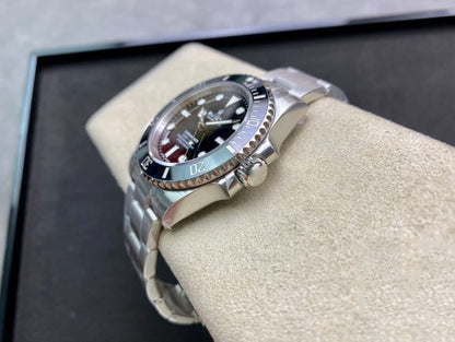 REPLICA SUBMARINER 114060-97200 VS FACTORY BLACK DIAL