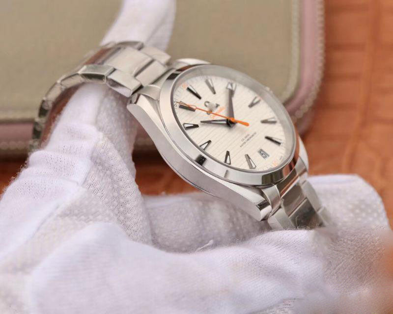 REPLICA SEAMASTER AQUA TERRA 150M 220.12.41.21.02.001 VS FACTORY WHITE DIAL